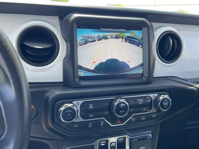 2021 Jeep Wrangler Unlimited Islander photo 25