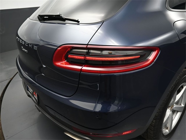 2018 Porsche Macan Base photo 33