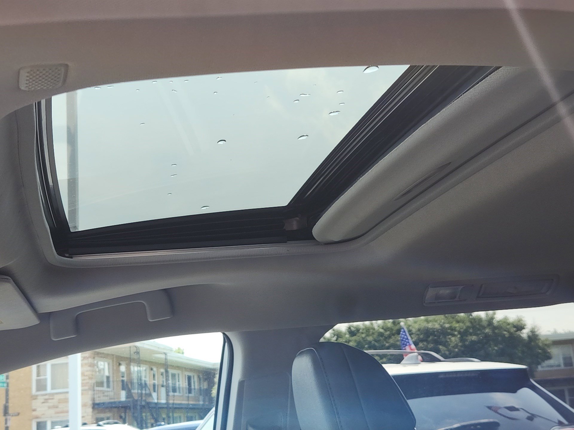 2023 Toyota Sienna XLE photo 20