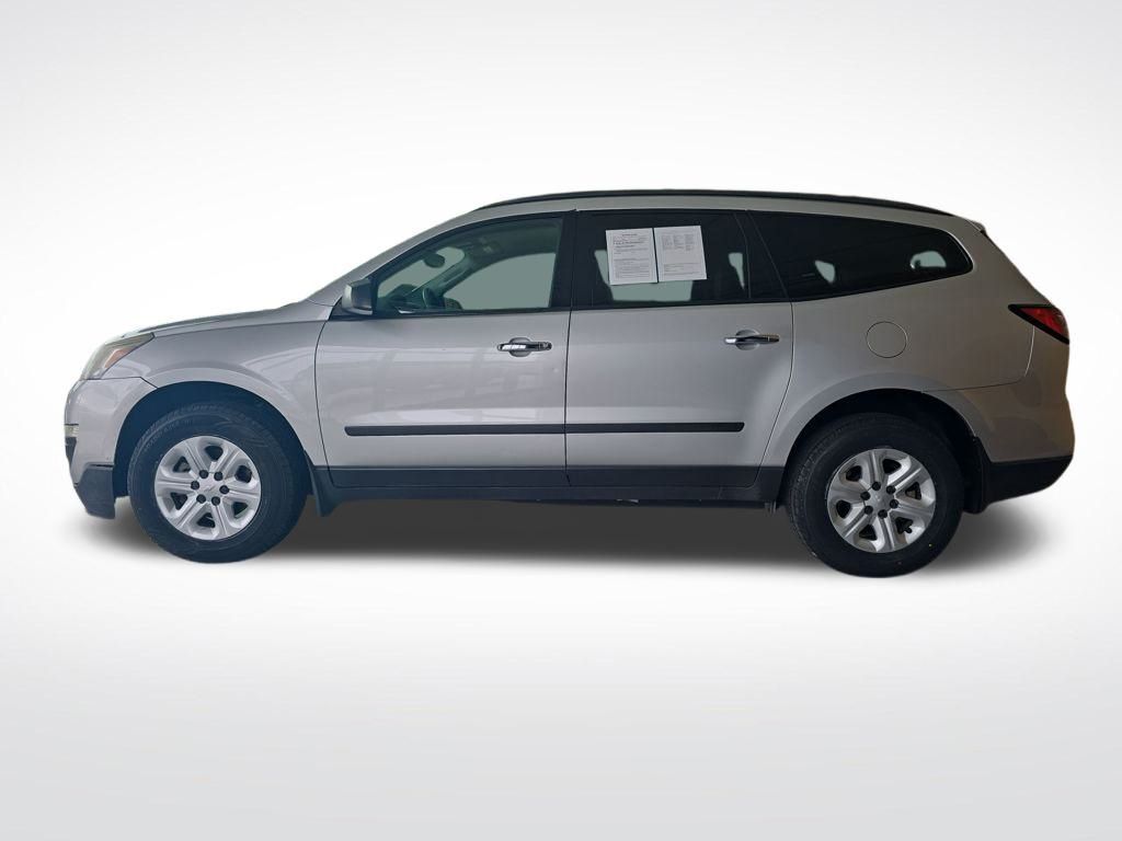 2016 Chevrolet Traverse LS's photo