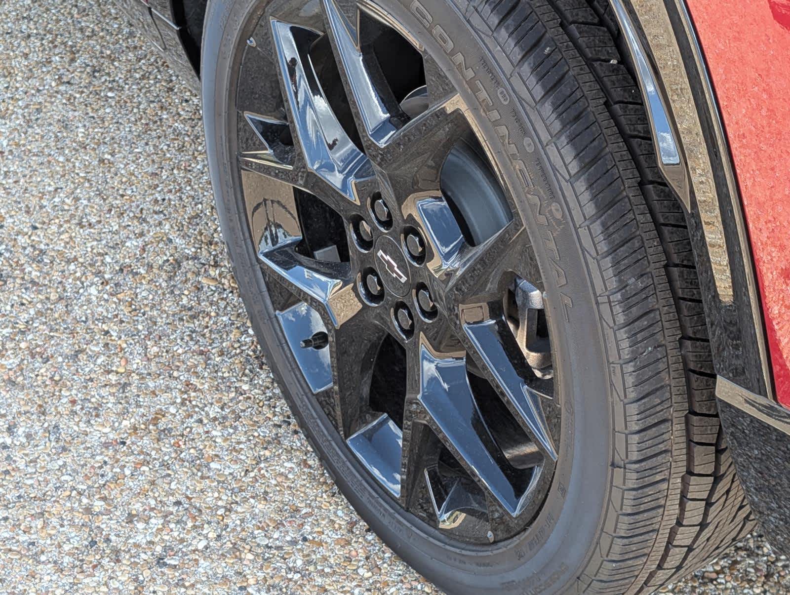 2025 Chevrolet Traverse RS photo 5