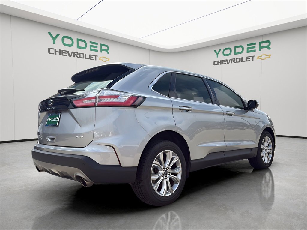 2022 Ford Edge Titanium photo 6