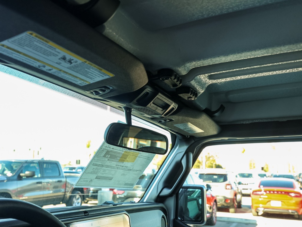 New 2026 Bright White Clear-Coat Exterior Paint Jeep Sport image 12