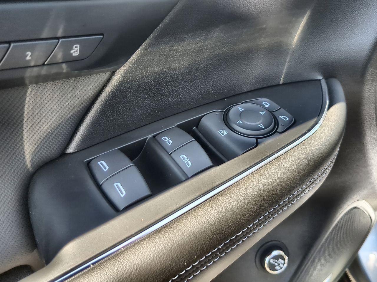 2025 Buick Envision Preferred photo 22
