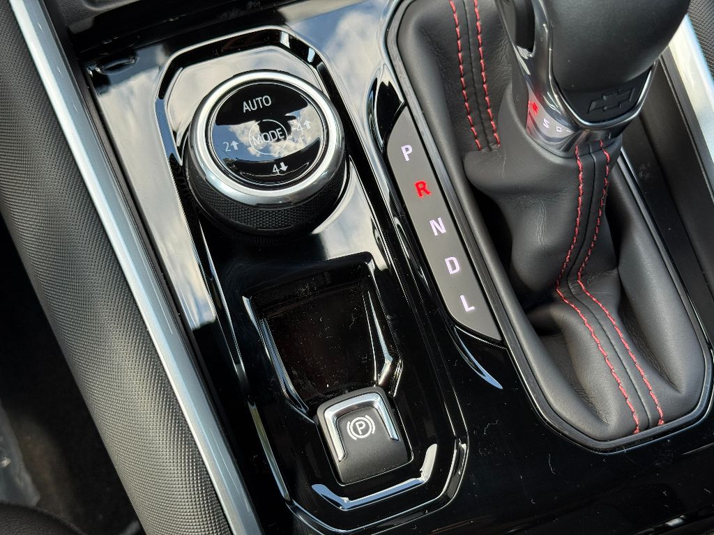 2026 Chevrolet Colorado Z71 photo 34