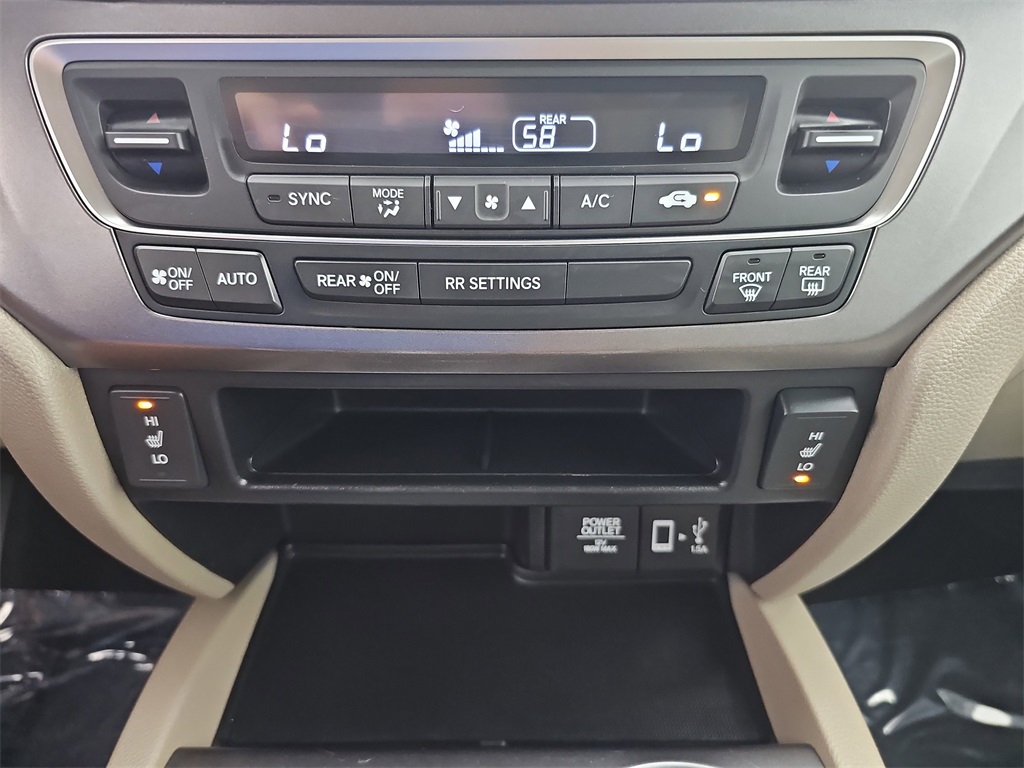 2019 Honda Ridgeline RTL-T photo 30