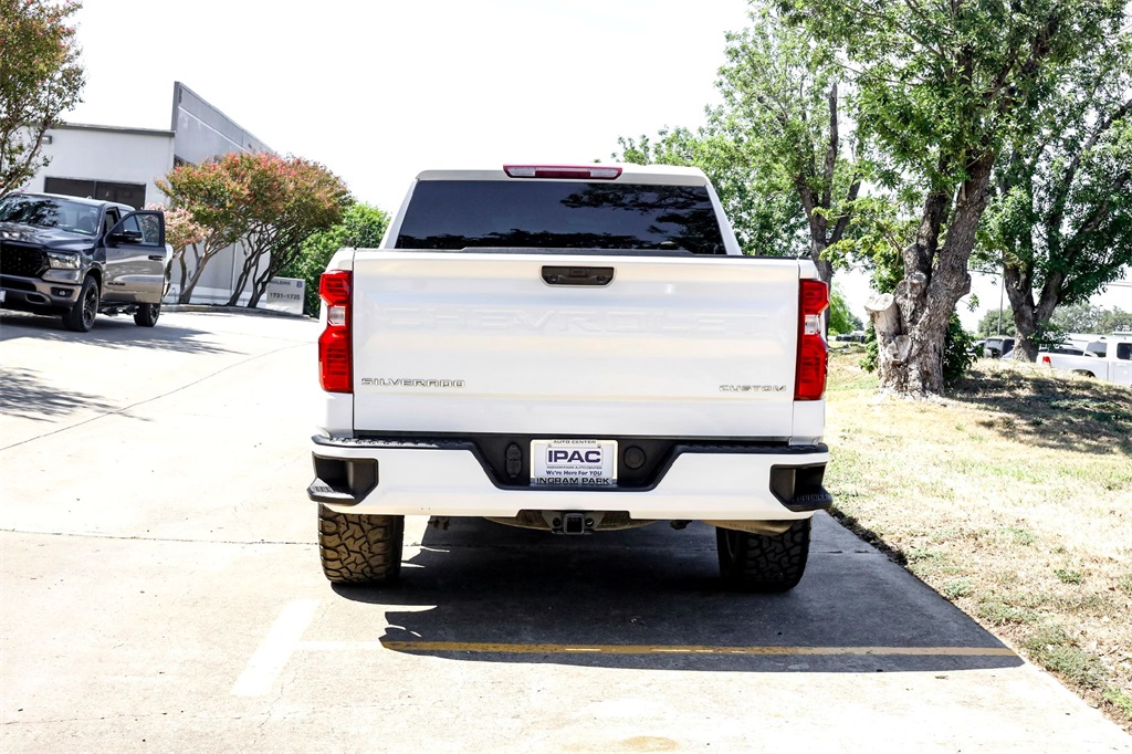 2023 Chevrolet Silverado 1500 Custom photo 6