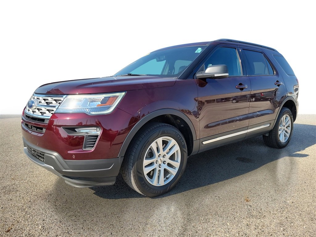 2019 Ford Explorer XLT photo 3