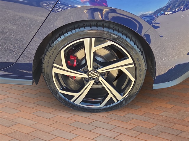 2024 Volkswagen Golf GTI SE photo 21