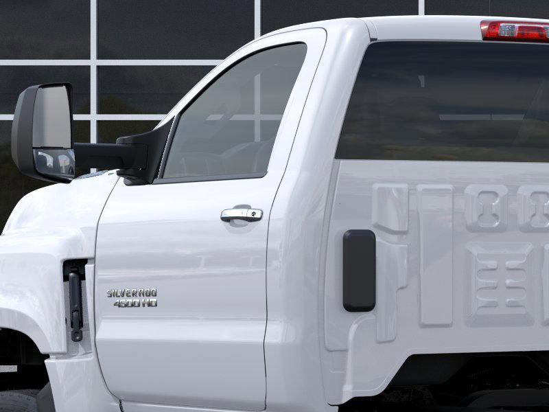2025 Chevrolet Silverado 4500HD Work Truck photo 4