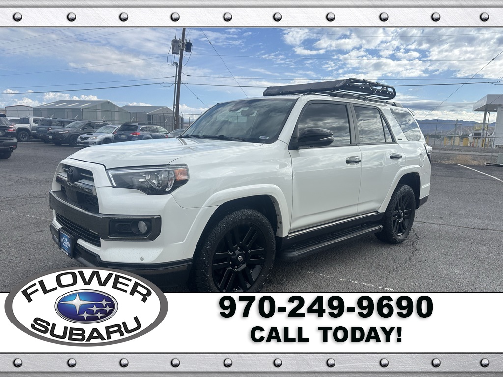 2020 Toyota 4Runner SR5 photo 3