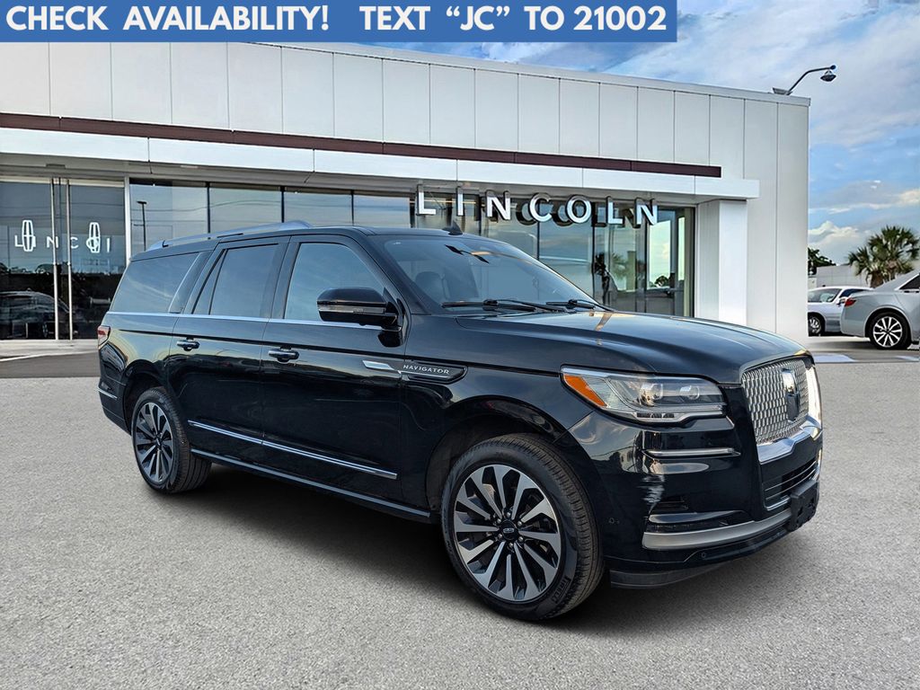 2023 Lincoln Navigator Reserve L's photo