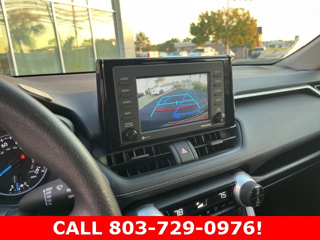 2022 Toyota RAV4 Hybrid LE photo 16