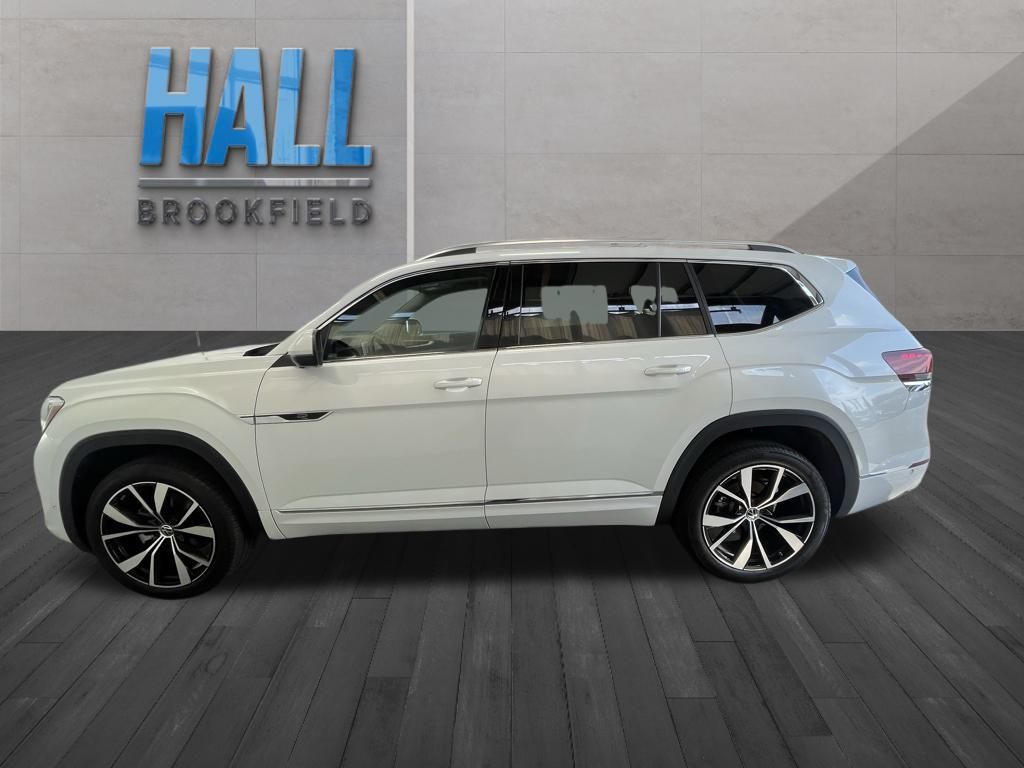 2024 Volkswagen Atlas SEL Premium R-Line photo 2