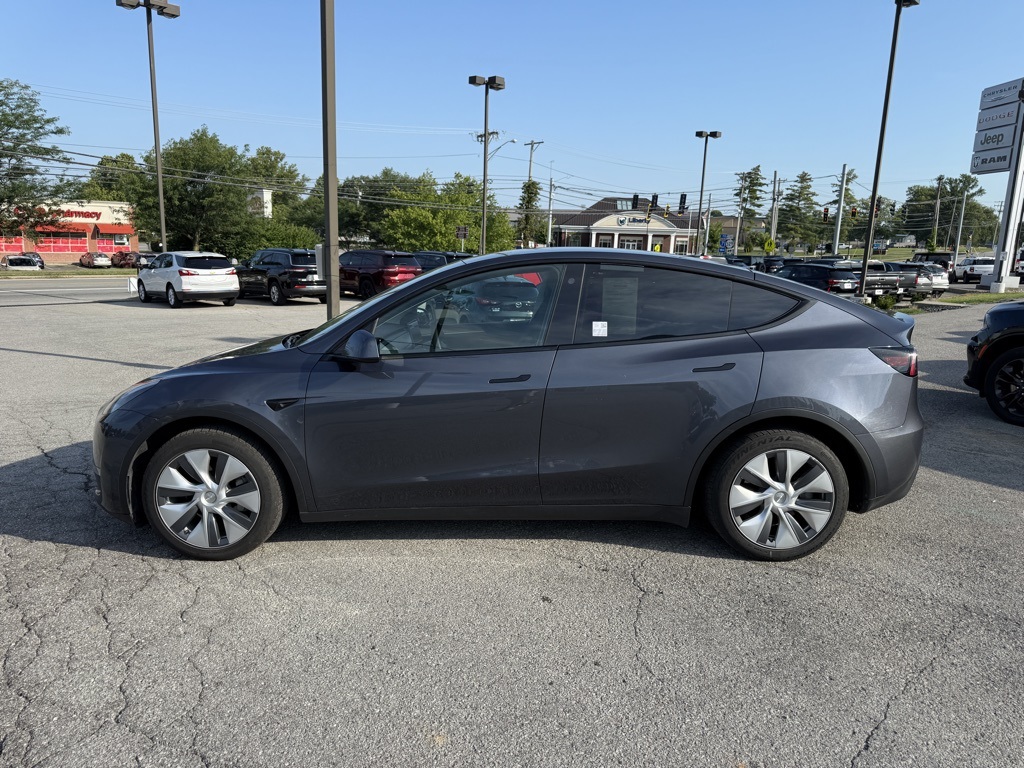 2023 Tesla Model Y Long Range photo 6