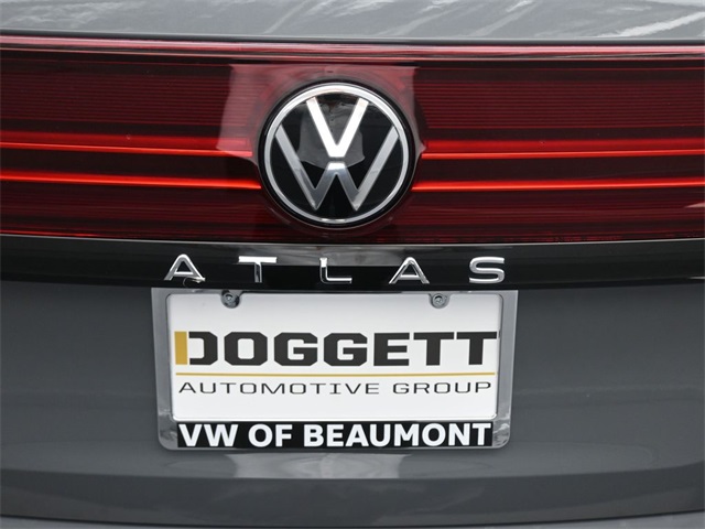 2025 Volkswagen Atlas Peak Edition SE photo 23