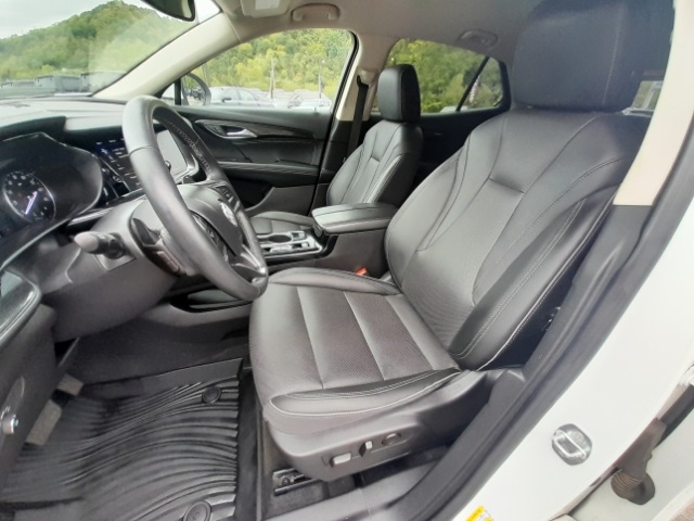 2022 Buick Envision Essence photo 36