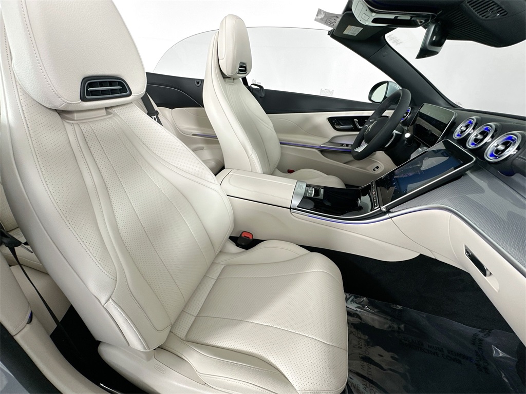 2026 Mercedes Benz CLE 300 4MATIC Cabriolet photo 27