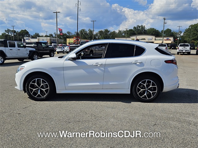 2021 Alfa Romeo Stelvio Ti photo 4