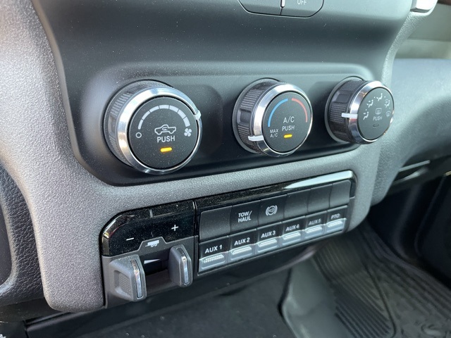 2024 Ram 5500 Tradesman photo 27
