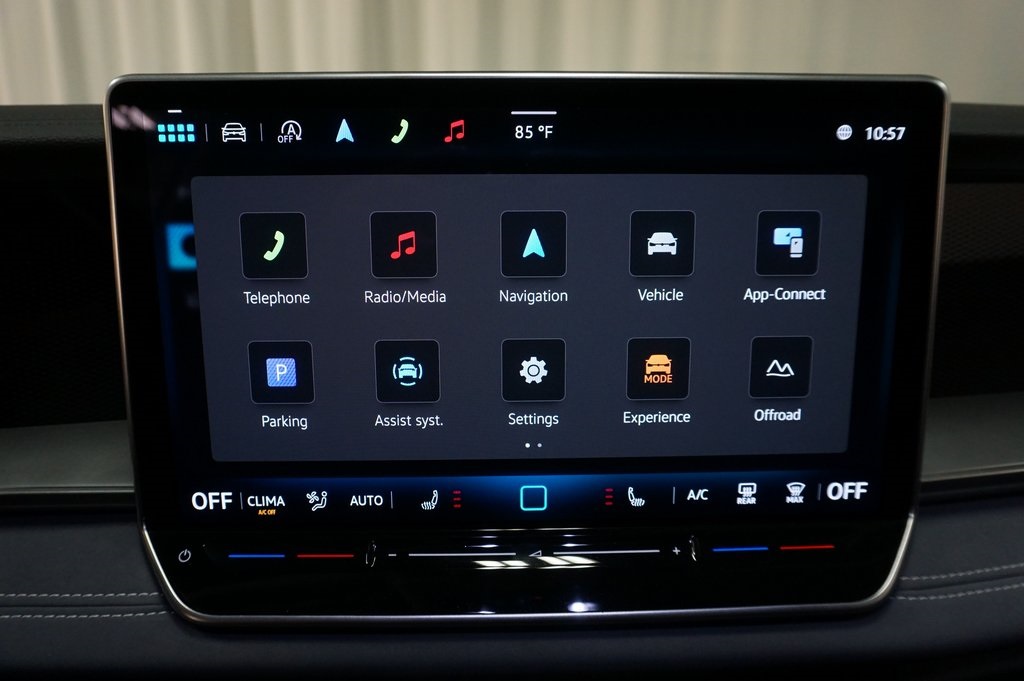 2025 Volkswagen Tiguan SE photo 14