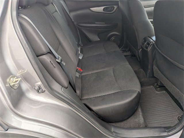 2020 Nissan Rogue Sport S photo 25