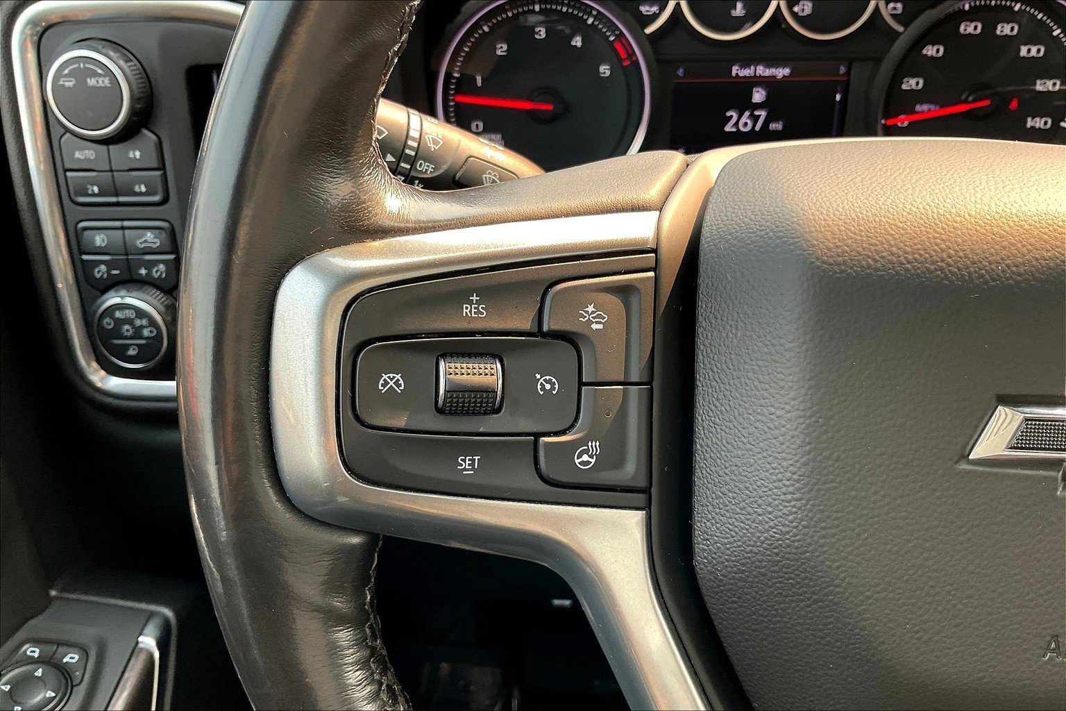 2022 Chevrolet Silverado 2500HD LTZ photo 17