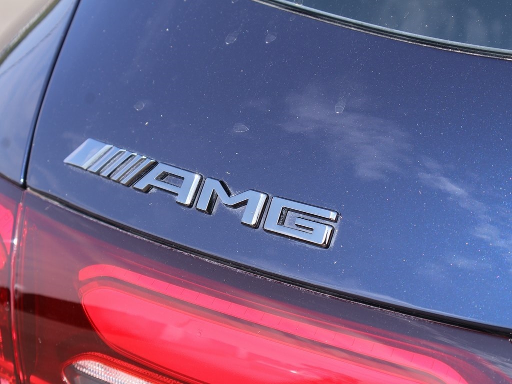 2024 Mercedes Benz GLC 43 AMG 4MATIC photo 9