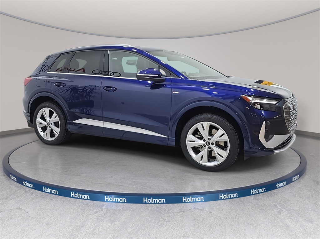 2023 Audi Q4 50 E-tron Premium Plus photo 3