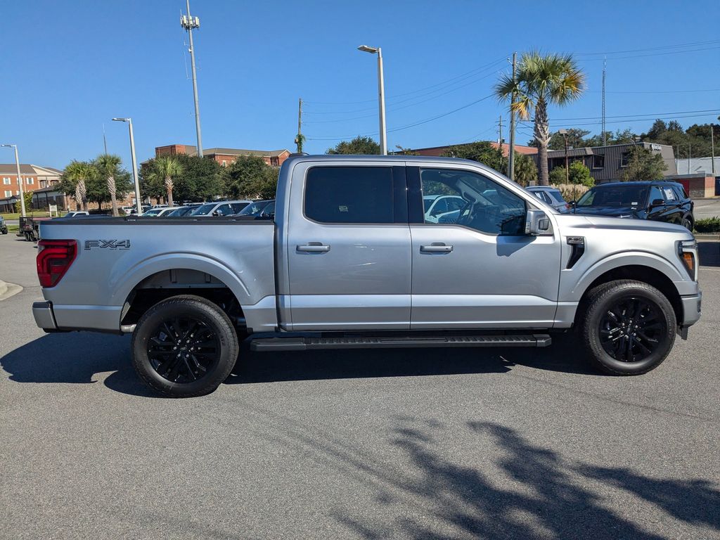 2025 Ford F-150 Lariat photo 4