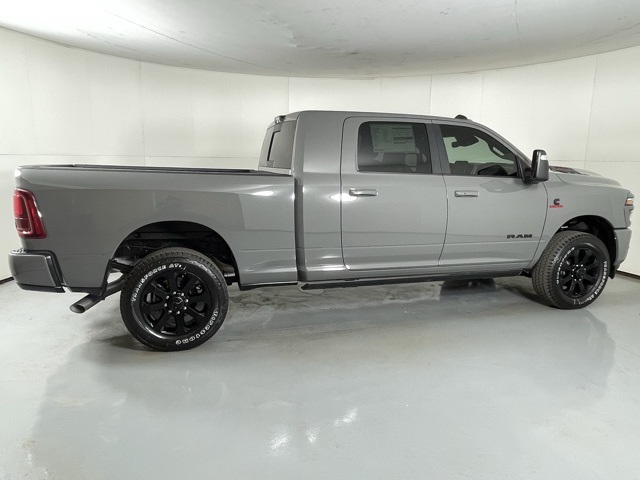 2026 Ram 3500 Laramie photo 8