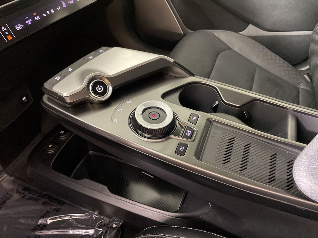 2024 Kia EV6 Wind photo 29