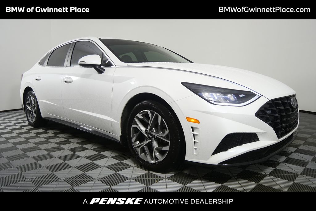 2022 Hyundai Sonata SEL's photo