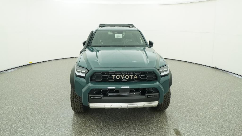 2025 Toyota 4Runner photo 3
