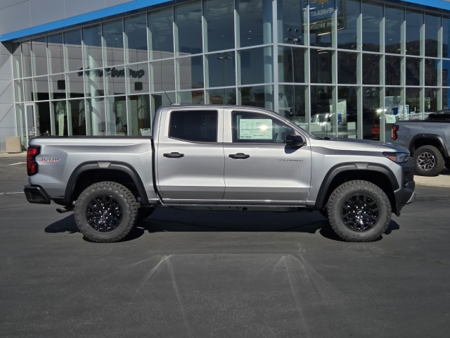 2026 Chevrolet Colorado Trail Boss photo 4