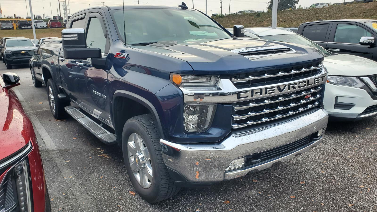 2021 Chevrolet Silverado 2500HD LTZ photo 2