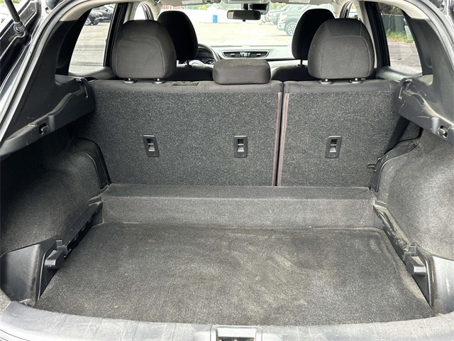 2021 Nissan Rogue Sport SV photo 28