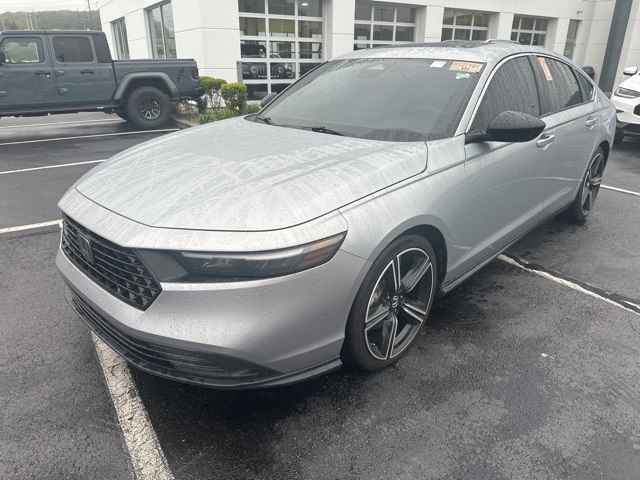 2024 Honda Accord Hybrid Sport photo 2