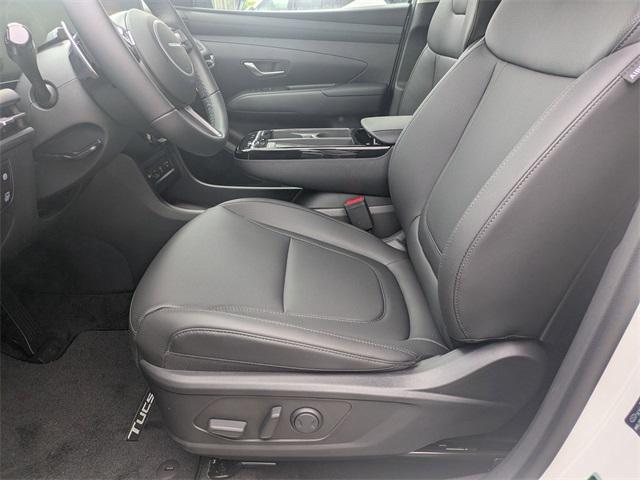 New 2025 White Hyundai SEL Convenience image 10