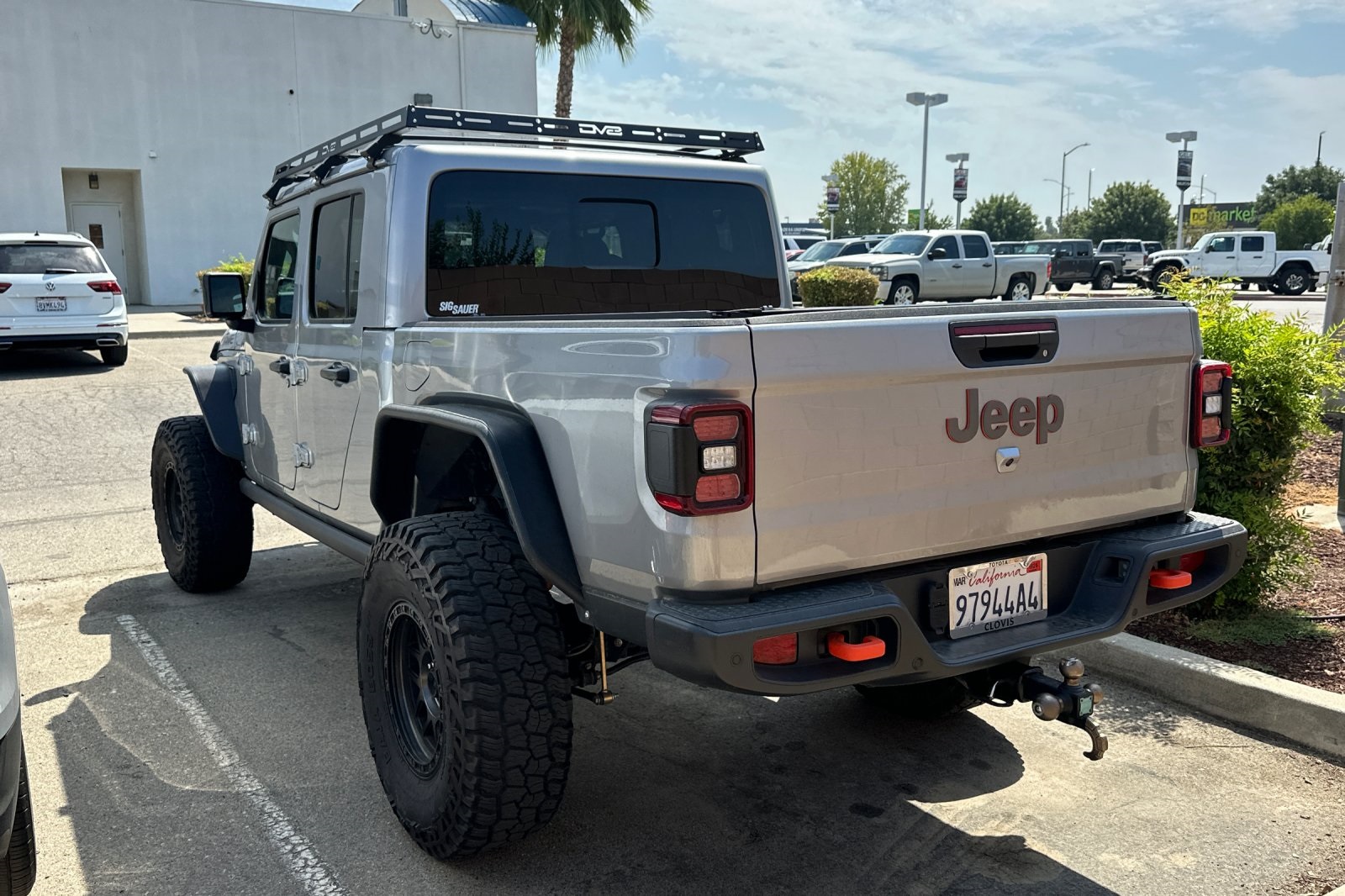 2021 Jeep Gladiator Mojave photo 2