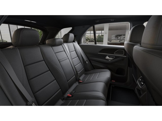 2025 Mercedes Benz GLE 350 4MATIC photo 4