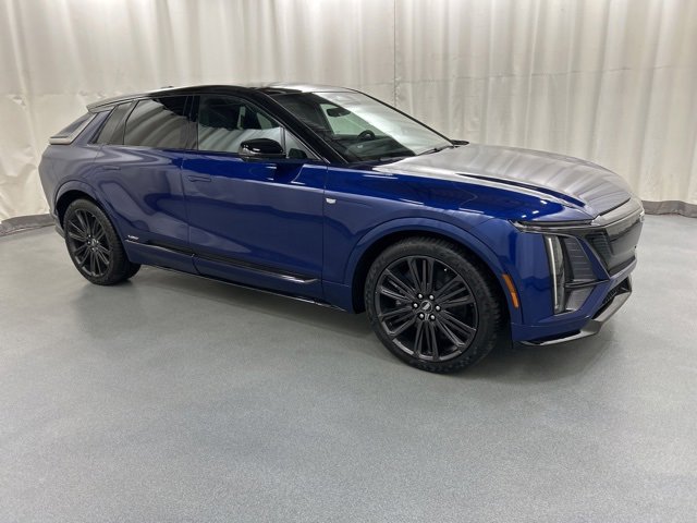 2026 Cadillac LYRIQ V Premium's photo