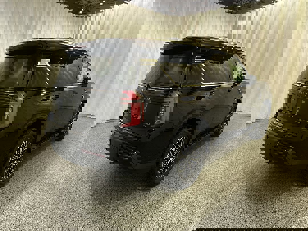 2026 Nissan Armada Platinum photo 4