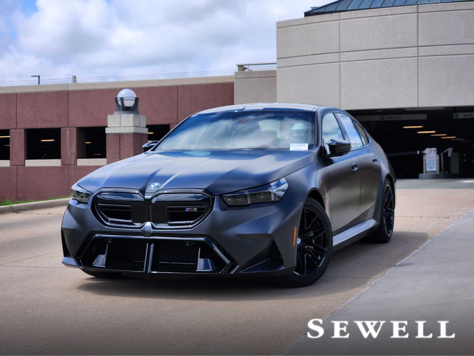 2025 BMW M5 