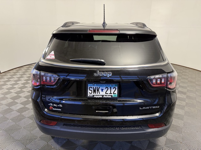 2025 Jeep Compass Limited photo 4