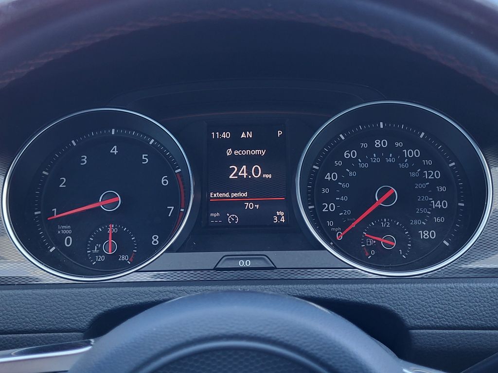 2017 Volkswagen Golf GTI S photo 13