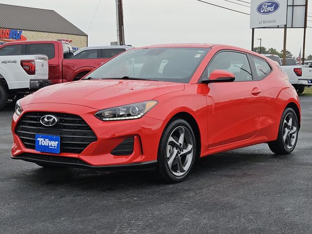 2021 Hyundai Veloster 2.0L Premium photo 4