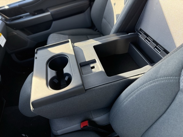 2026 Ford F-350 XLT photo 29