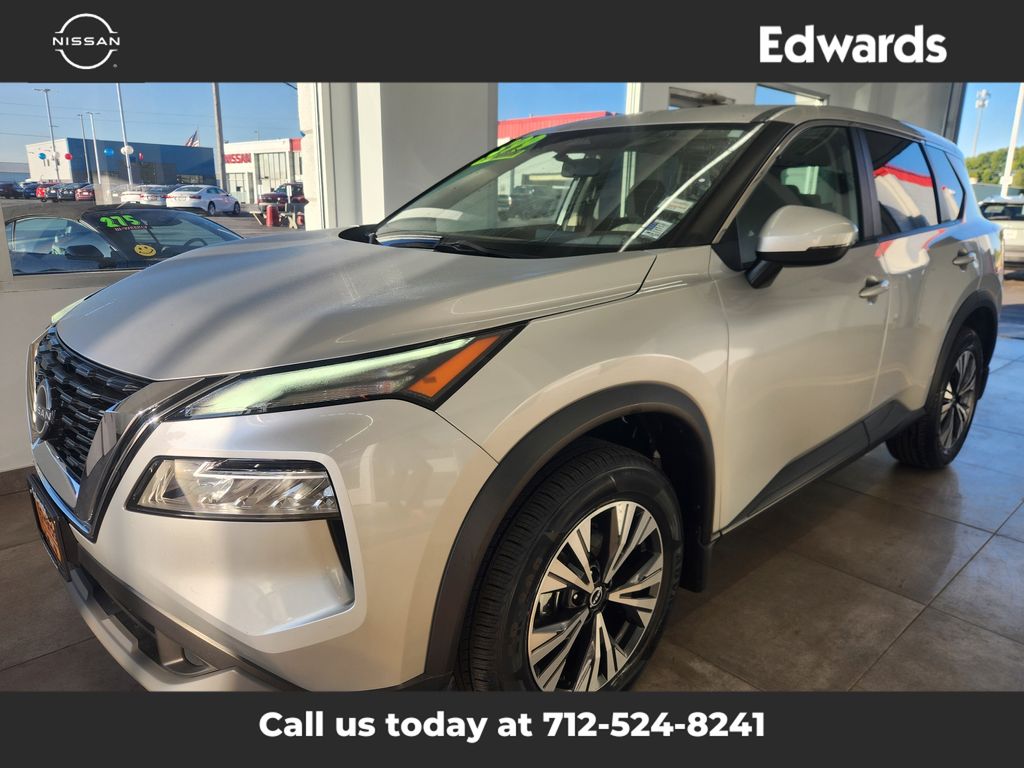 2023 Nissan Rogue SV photo 4