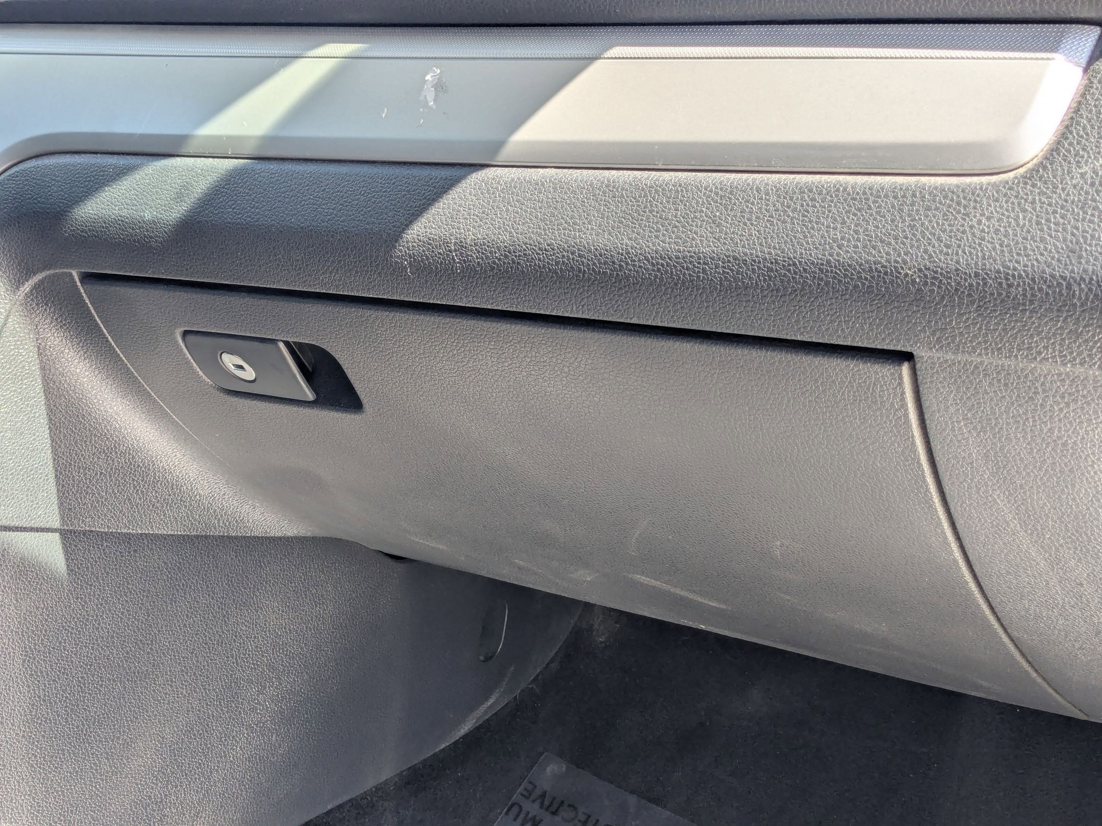2018 Volkswagen Passat 2.0T S photo 24